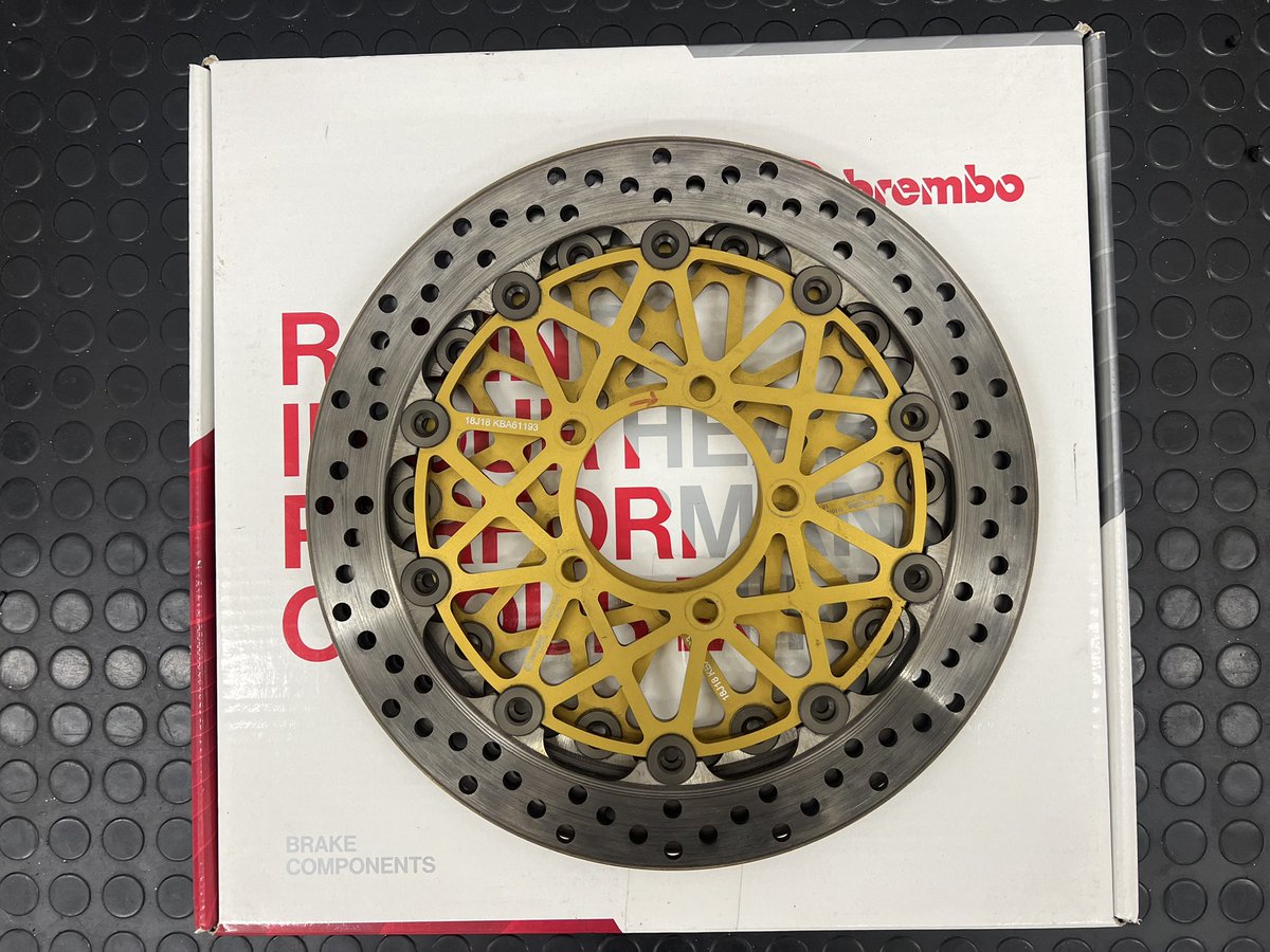 売り ブレンボ スーパースポーツ 310mm径 5.5mm厚 ほぼ減ってない 車種