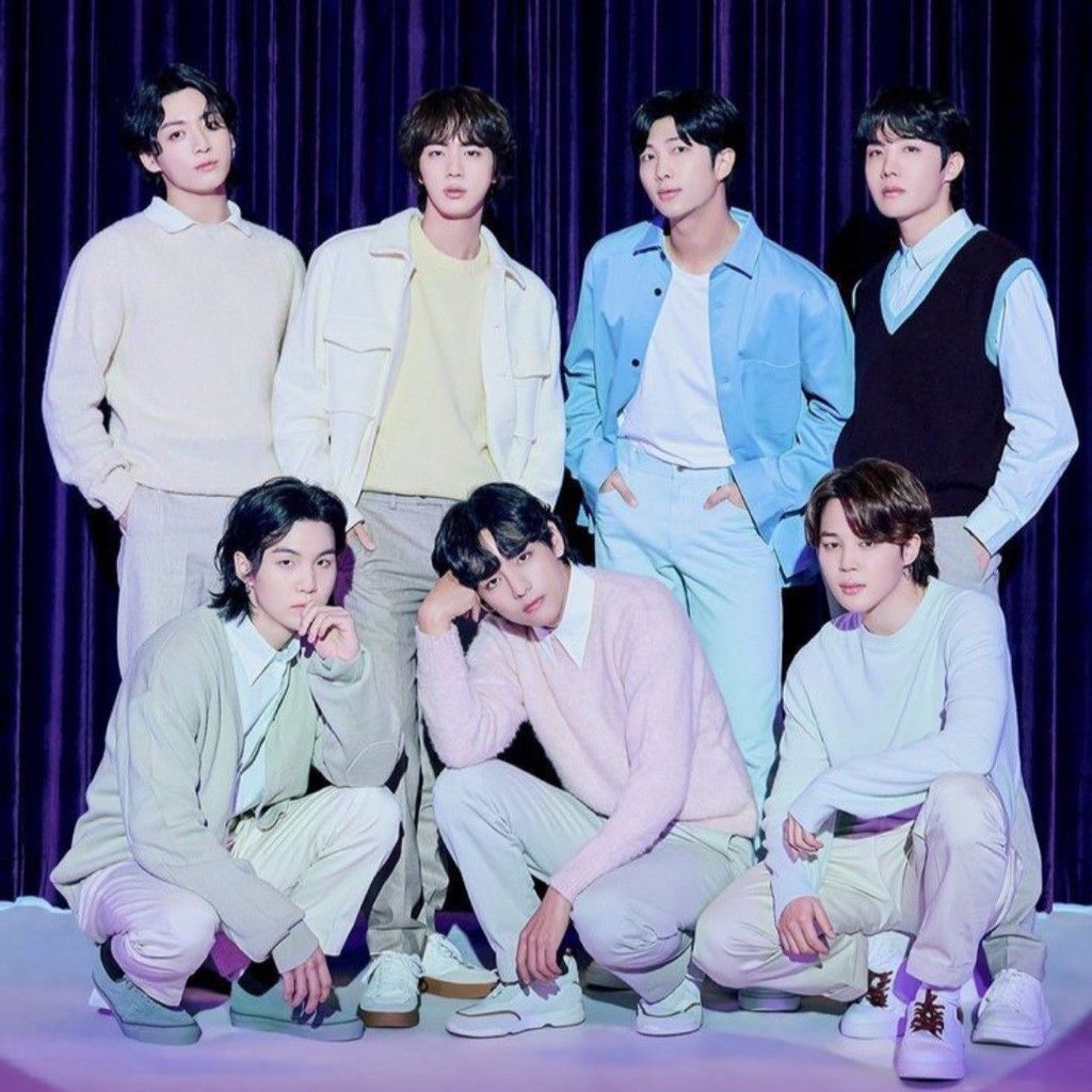 btschartsxdaily's tweet photo. [NEWS] #BTS's performance at the Gwanghwamun Plaza will be completely FREE! 🇰🇷

- Date and time: March 21, 2026 at 8:00 PM KST
- Streaming exclusively on Netflix
#BTS_ARIRANG https://t.co/bDiF2q9Ey6
