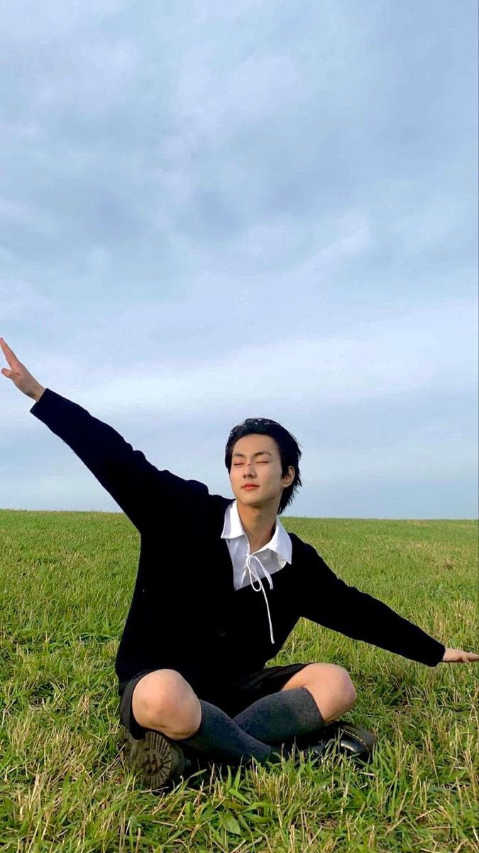 gshellaa_'s tweet image. selamat bertambah usia, kesayanganku. my favorite human being. semoga selalu sehat, bahagia, dan selalu dikelilingi orang baik. 🤍

DEAREST SEASON OF JUNGWON
#23WONdrousSeasons #HAPPY_JUNGWON_DAY #사랑이란_꽃말처럼_정원을_가득채워 #JUNGWON #엔하이픈_정원 @ENHYPEN_members @ENHYPEN