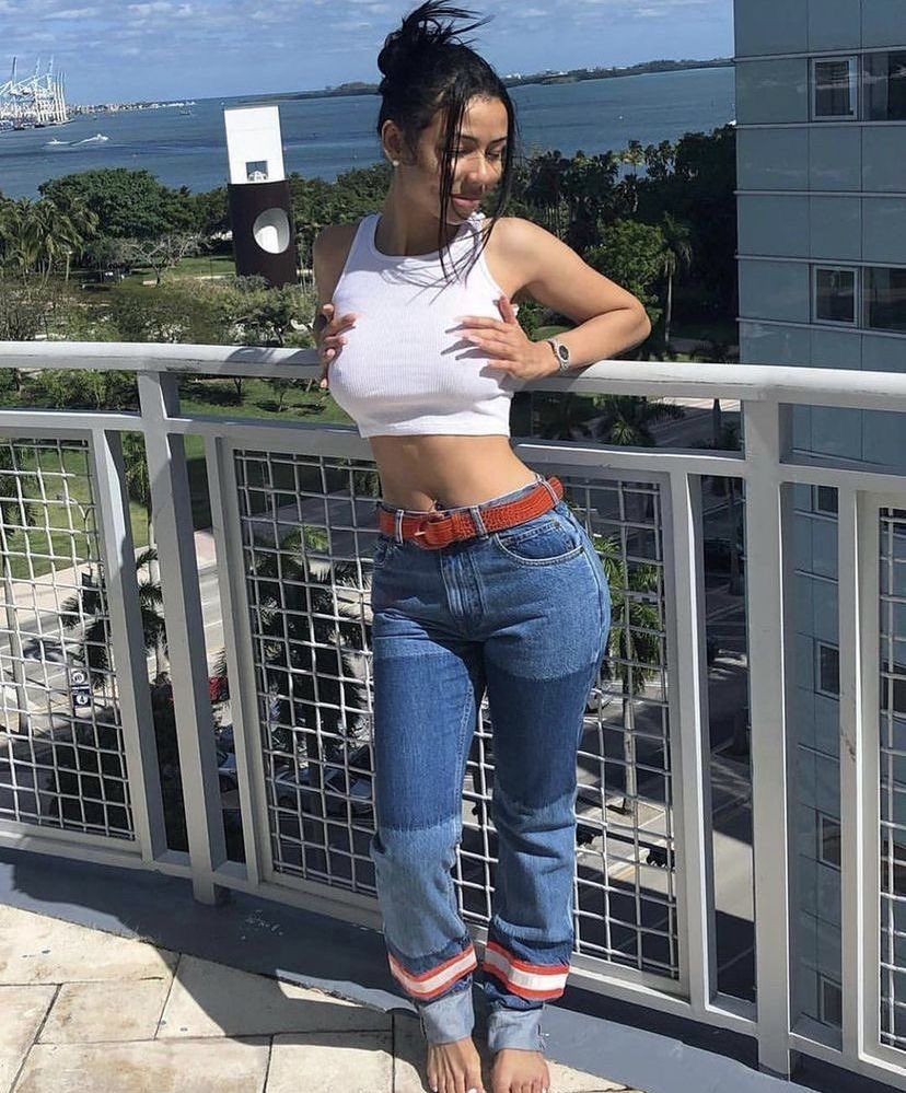 Hourly Mariah (@hourlymts) on Twitter photo 