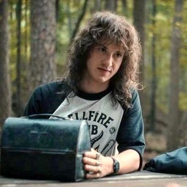 StrangerNews11's tweet image. Anyone else think they could have been great friends? 😭