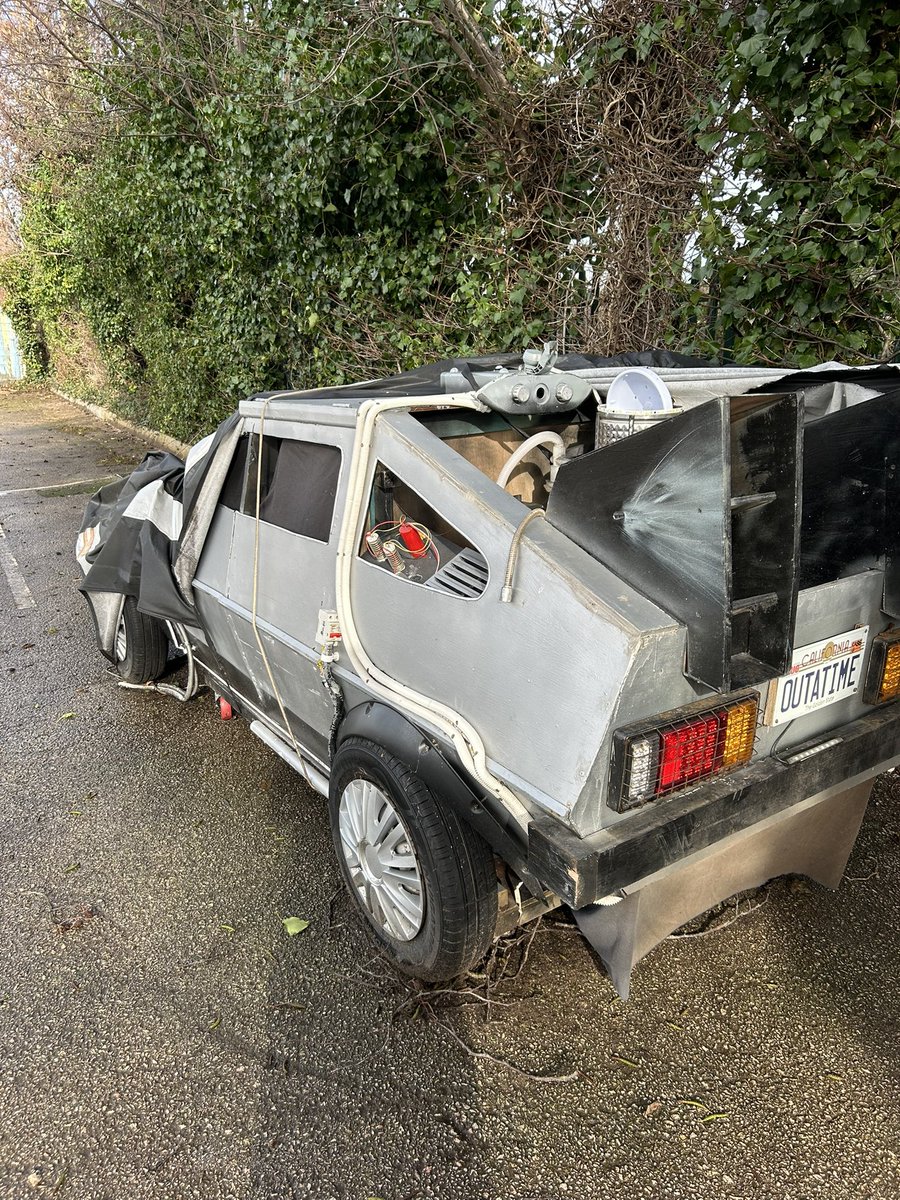Starting to think this Delorean I’ve bought might not be the real deal. 😂