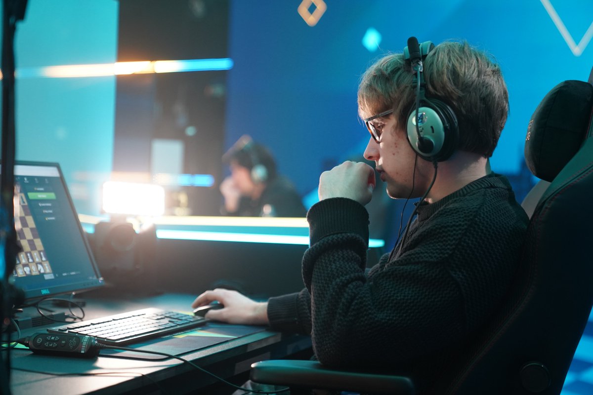 Chess.com tweet media