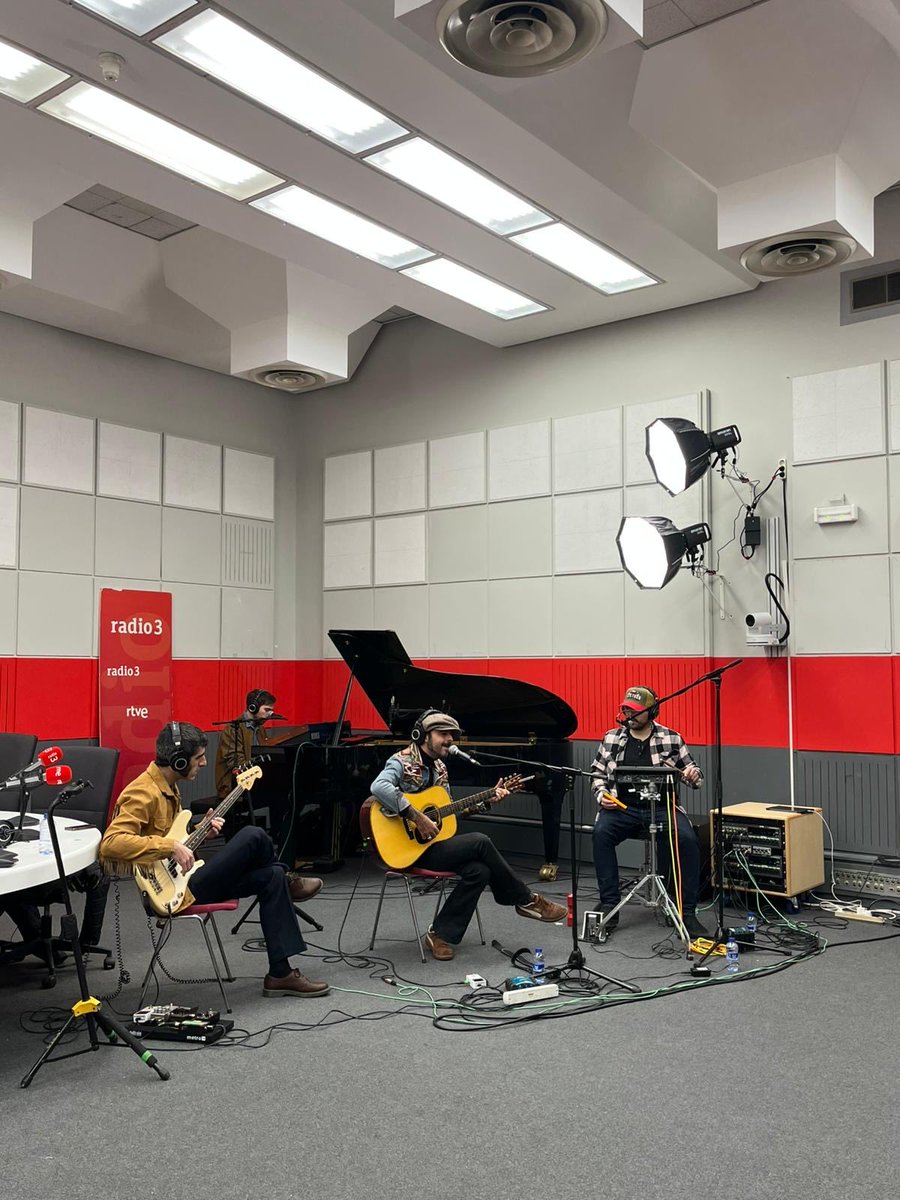 Sidecars tweet media