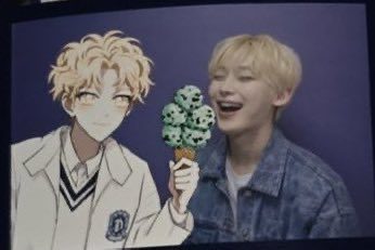 갤러리에서 정원이 사진구경하다가 찾은사진인데 웃기고 귀여워서 하 웃음