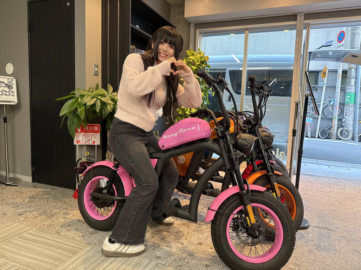 さやフレッシュピンク🩷 ちよブラック🖤 って感じで見てました🤤w