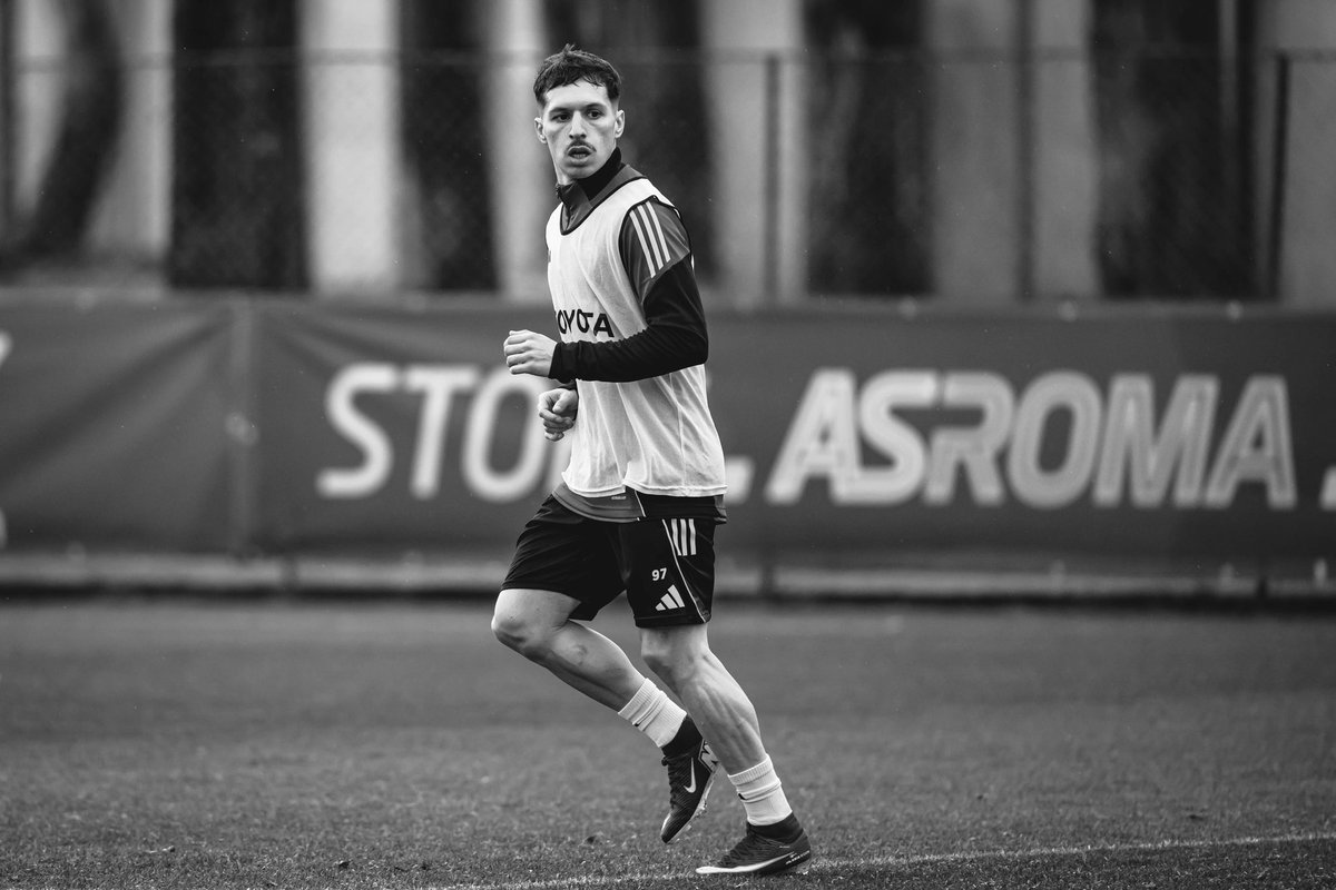 BryanZaragoza_'s tweet photo. Prima settimana a Roma ✅🐺 https://t.co/vHTh5yD9v9