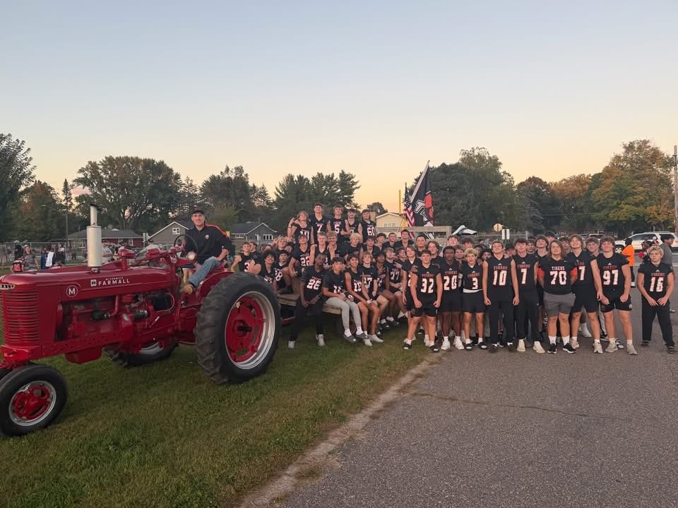 Farmington Football tweet media