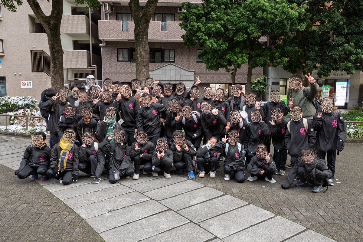 2/8(日)
横浜市小学校マーチングバンド交流会
でした！

会場に向かうとき、楽器降ろすとき
雪が降っておりました

雪の日の本番!!
忘れられないものになりました⛄️

他の団体を正面からじっくり見ることができ、非常に貴重な時間となりました😊