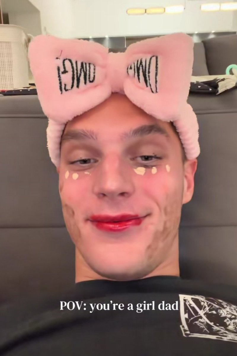 Adivinha quem é? 😂👀