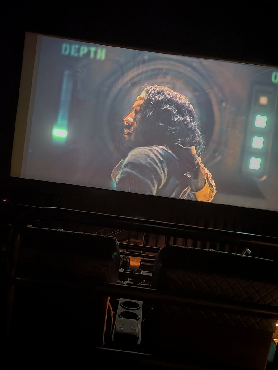 bro_pearl's tweet photo. Managed to come all the way from Costa Rica just to watch #ironlung, I loved @markiplier's acting, you really feel for the main character and the tension moments are pretty great, if you haven't, go watch Iron Lung, it's a pretty good movie! https://t.co/CT7ePLUXYE