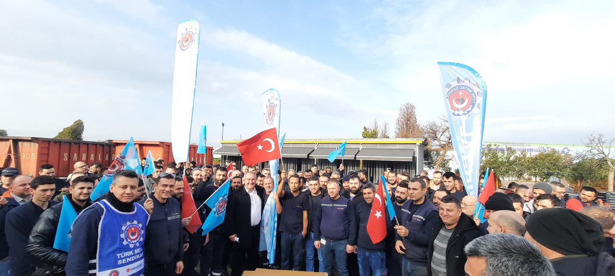 BetasOnur's tweet photo. Hayırlı haftalar dilerim Sn Genel Başkanım
#TürkMetaldeBuluşalım https://t.co/gKcWP3gDay