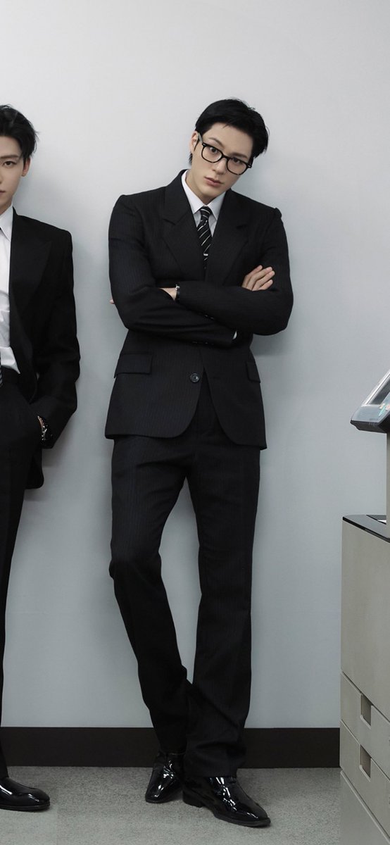 이런시바!!!!!!!!!!!!!!
믿고싶지가 않다 이현실을