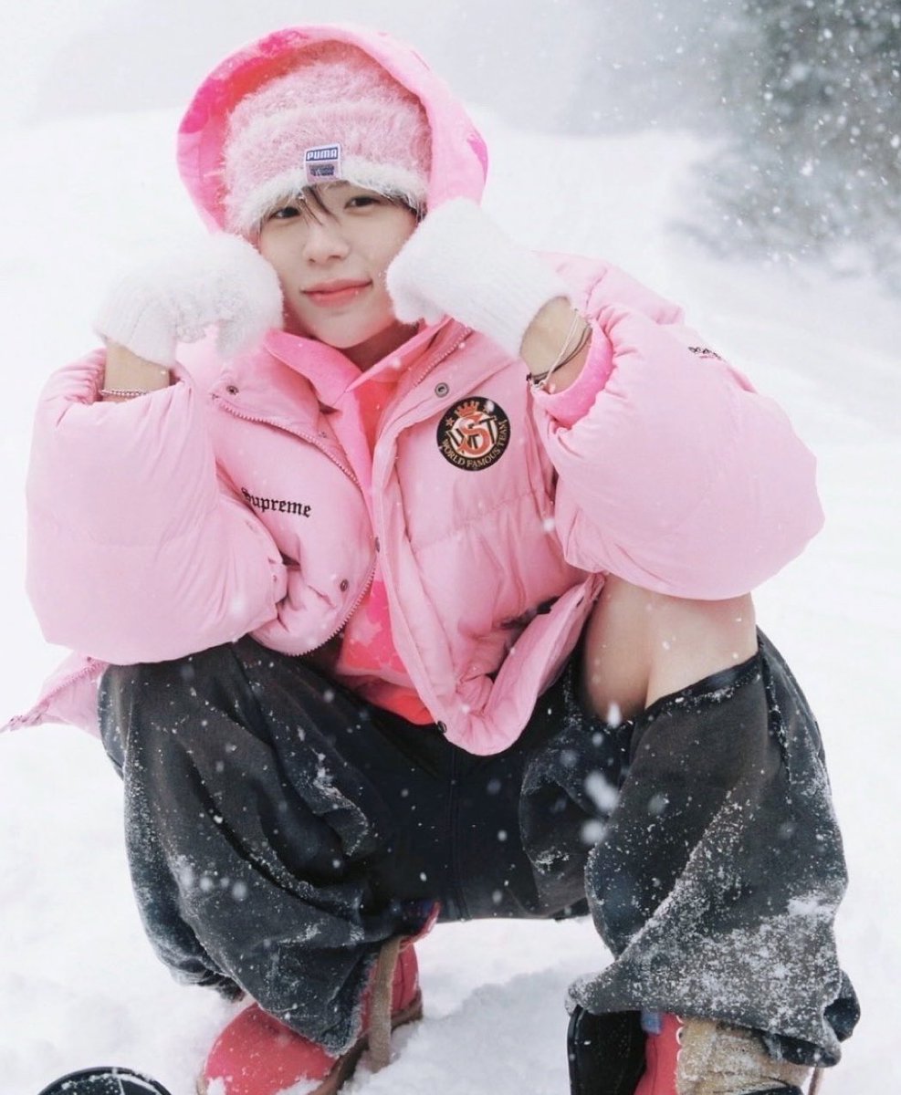 luvlyk29's tweet image. ♡    ♡     ᕱ⑅ᕱ ♡     🩷
     🩷   ꒰ ྀི &amp;gt;⸝⸝⸝&amp;lt; ྀི꒱  💕 ✩.⋆
　　　　  U U