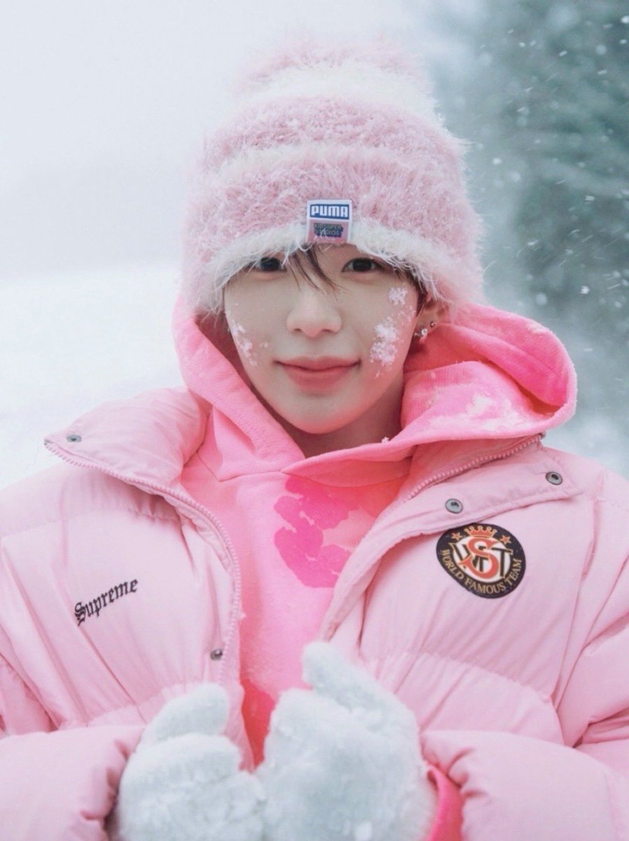 luvlyk29's tweet image. ♡    ♡     ᕱ⑅ᕱ ♡     🩷
     🩷   ꒰ ྀི &amp;gt;⸝⸝⸝&amp;lt; ྀི꒱  💕 ✩.⋆
　　　　  U U