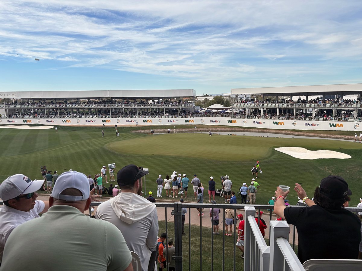 MicroAge's tweet photo. As the #WMPhoenixOpen comes to a close, we’re heading into 2026 inspired &amp; energized.

A huge thank‑you to the clients &amp; partners who spent time with us throughout the week. Until next year! ⛳️💚

@Lenovo @Microsoft @ninjaone @sophos 
#MicroAge #ClientAppreciation https://t.co/3Q8FQI2OAo