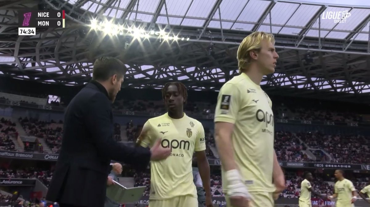 Sidibinho #ScuroOut tweet media