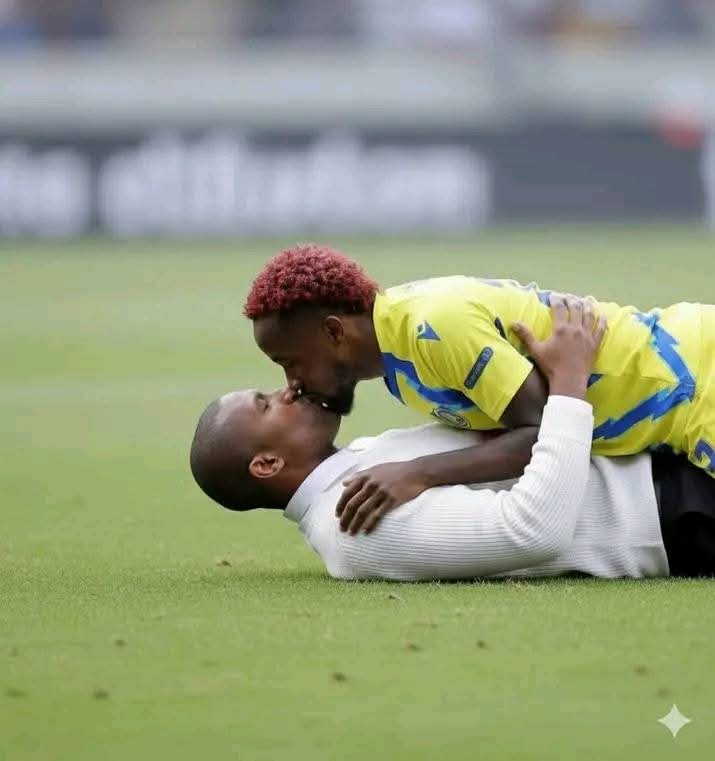 Mongaphoofo tweet media