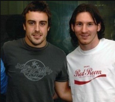 Nanosecso's tweet image. Imagina tener dudas de quién es el GOAT.

Don Leo Messi Cuccitini. El mejor de la historia, y alonsista.