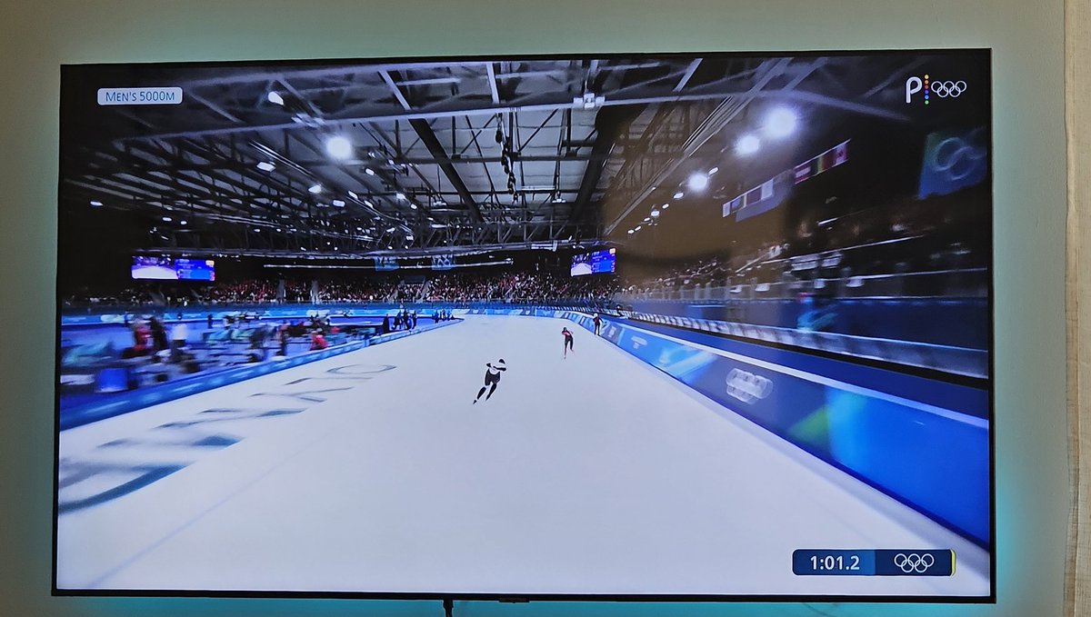KyleBMercier's tweet photo. These @ISU_Speed drone shots are so sick!! #GoldZone @peacock @NBCOlympics @Olympics @NBCSports @mattiseman #CoffeeTime @TeamUSA #LFG https://t.co/oUPZXfW7jS