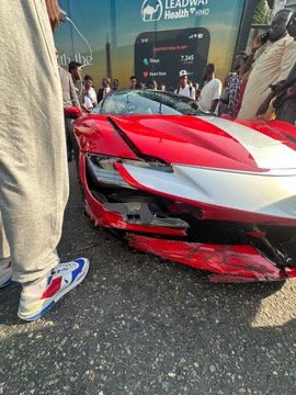 _shinecrypto's tweet image. It’s a Ferrari SF90 
You can do your own research and find out what it’s worth 
How will that man be feeling now Oh!
Ferrari