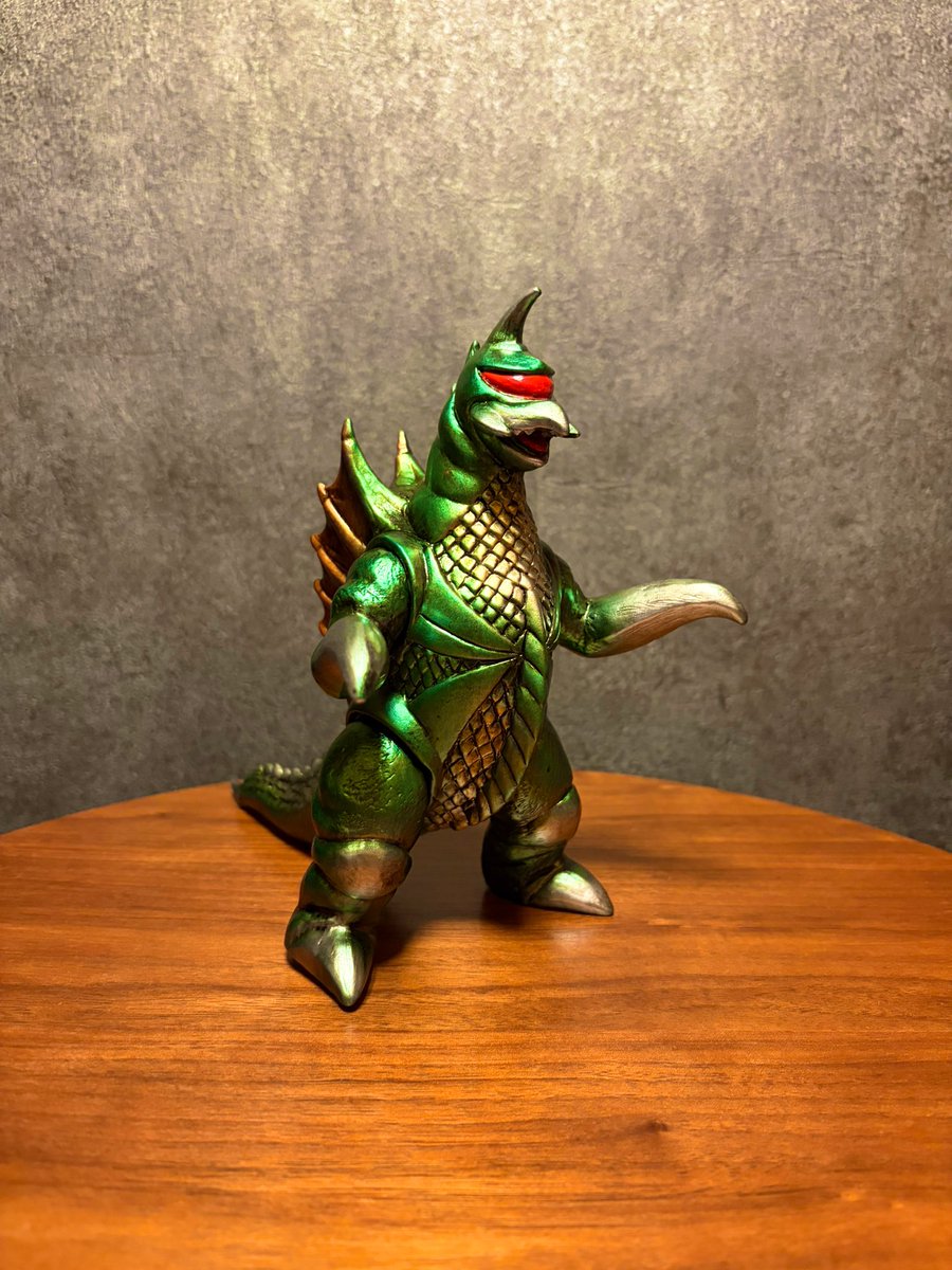 今日はワンフェスへ！③ one up.さんのキングギドラとガイガン‼️ 宇宙