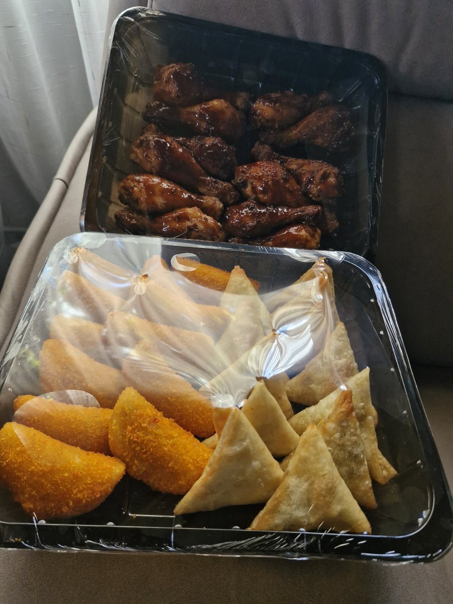 Thickslender's tweet photo. +263779743451 dm your orders https://t.co/rVW4WuD1HA