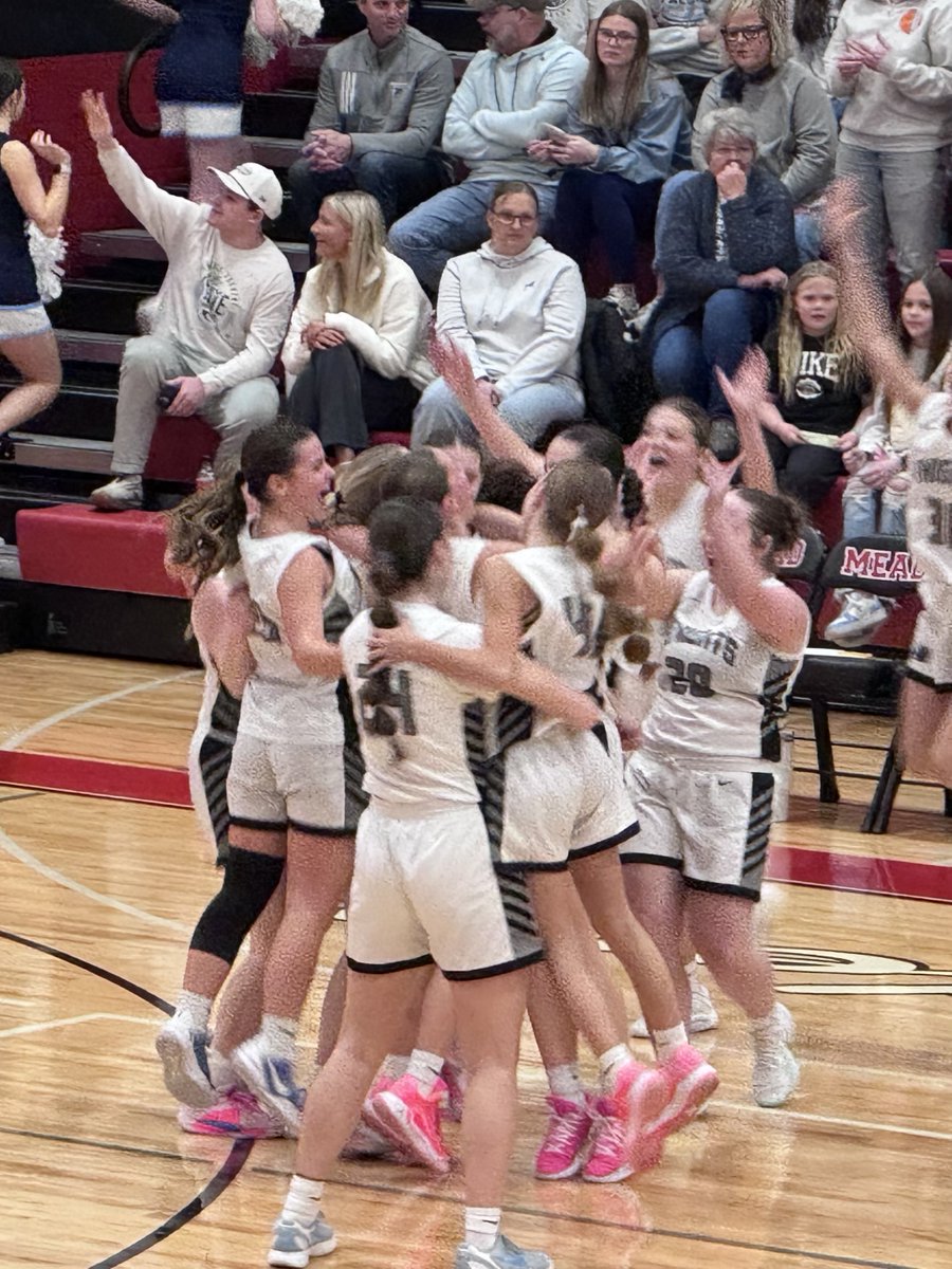 Elmwood-Murdock Womens Basketball tweet media