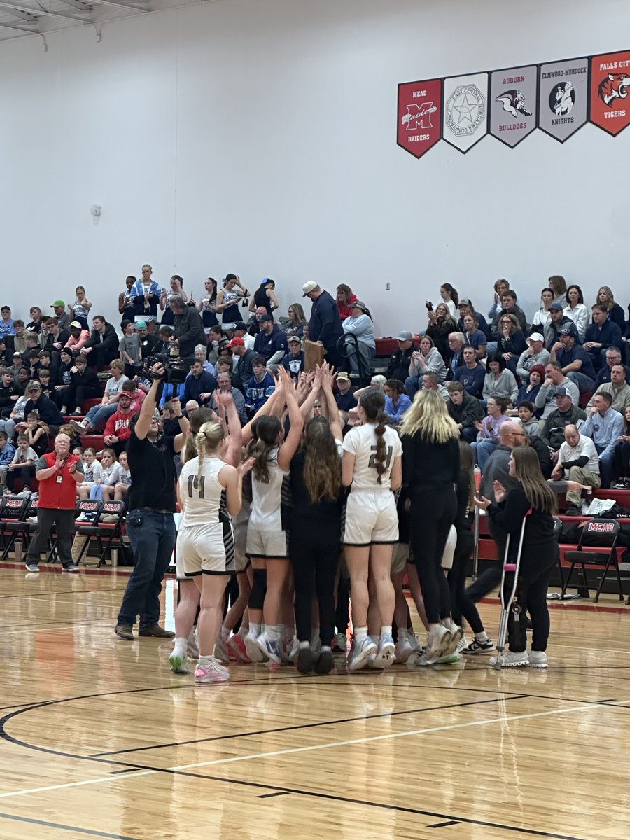 Elmwood-Murdock Womens Basketball tweet media