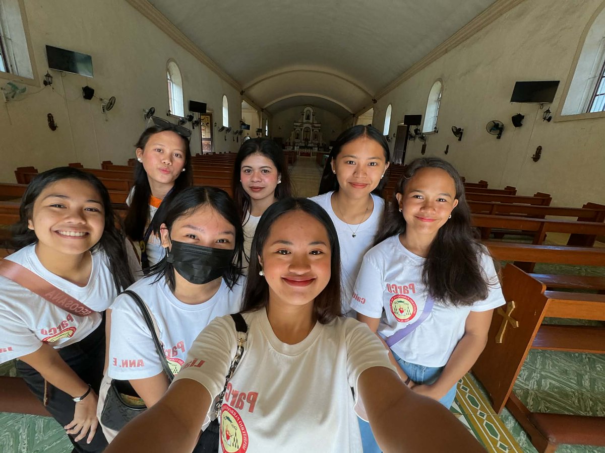 adhara_h07's tweet photo. I still haven’t moved on from the prank, but we were really happy. Grabe ang plot twistwhat we thought meeting para sa upcoming concert, meeting diay for the vocational campaign😂. It was truly a blessed Saturday at St. Nicholas of Tolentino Parish. 🙏 https://t.co/vBFUUui4vu