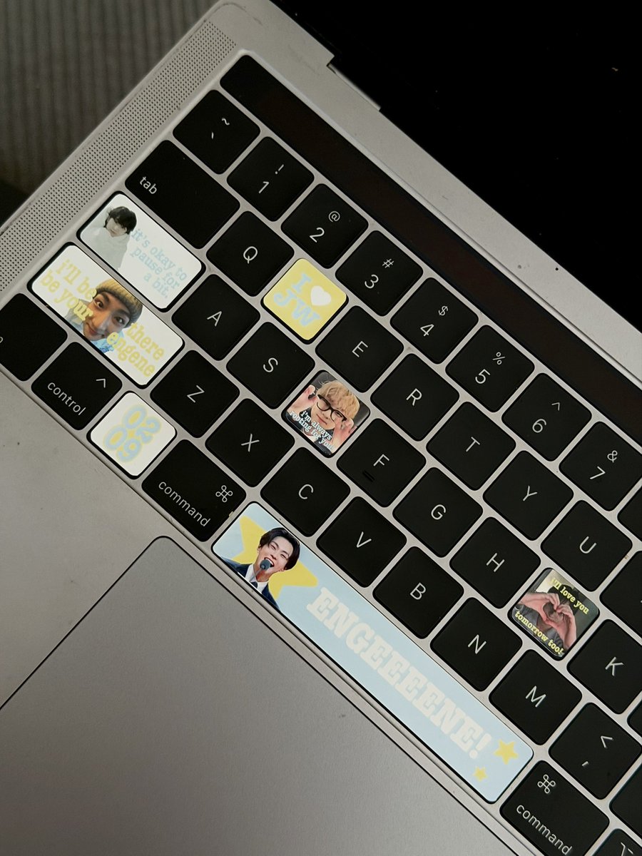 kungyazstore's tweet image. jungwon day giveaway ⭐️

9 winners — keyboard sticker sheet

rt + like this tweet
ph only, must shoulder sf 

DEAREST SEASON OF JUNGWON
#23WONdrousSeasons
#HAPPY_JUNGWON_DAY #사랑이란_꽃말처럼_정원을_가득채워 #JUNGWON #엔하이픈_정원