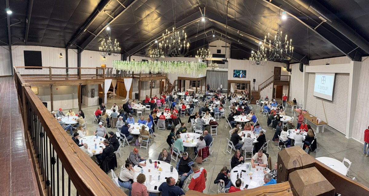 Coach Loomis tweet media