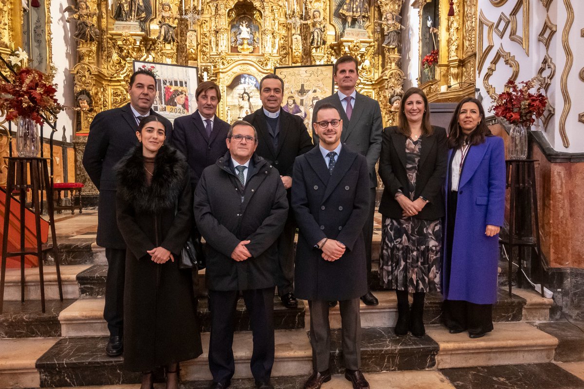 Hoy se ha presentado en Estepa, en la iglesia del Carmen, el cartel de la Semana Santa 2026, Las Glorias 2026, la revista Pasión y Glorias 2026 y al pregonero de la Semana Santa de Estepa, Luis Cruz. Autores carteles: Jesús Salvador Pastelero y Elia Martín Muñoz. <a href="/DIPUSEVI/">Diputación de Sevilla</a>