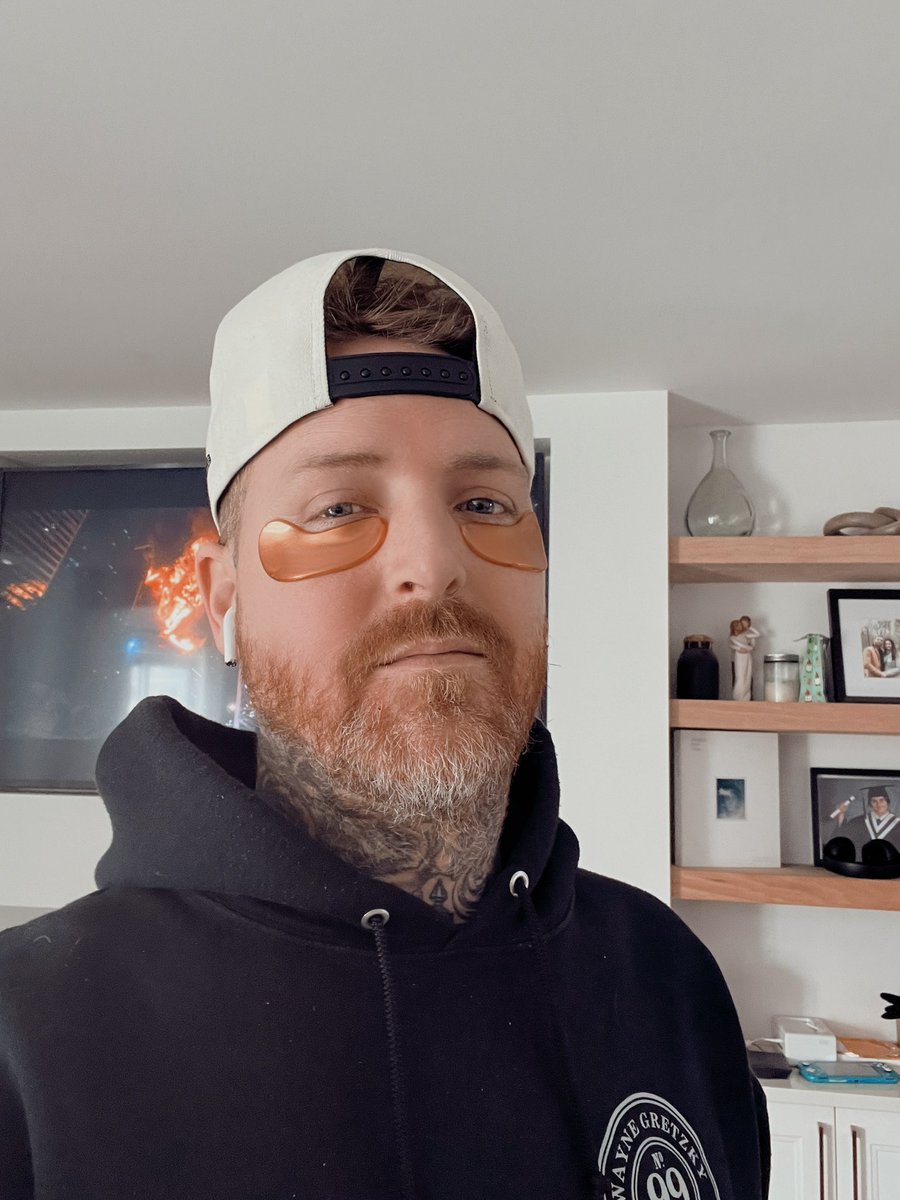 Bryan Vee tweet media