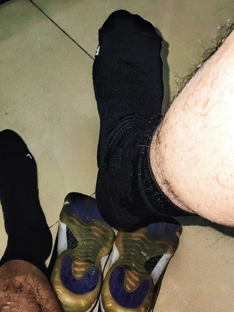 黑袜超人S tweet media