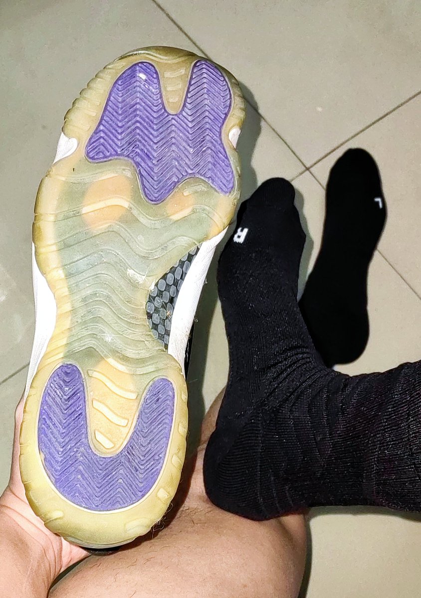 黑袜超人S tweet media