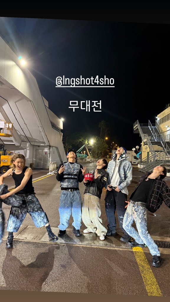 윤 tweet media