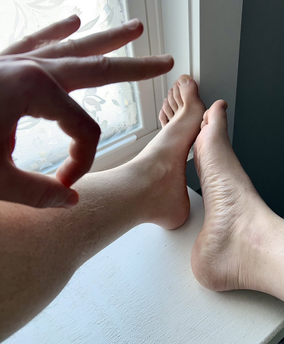 My big white feet control you
My white power overpowers you
Both make you feel weak &amp; pathetic
Give into your urges &amp; serve your white king

linktr.ee/KingChokeout

😈💸👌🏻⚡️⚡️

#Findom #ServiceSunday #WhiteGod #CashGod #hierarchy #MAGA #ILBAB #footsub #feetworshi̇p #Footdom #BWC