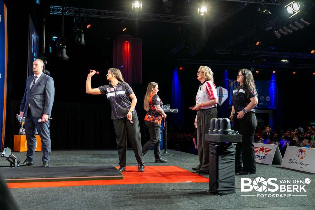 Dutch Open Darts tweet media