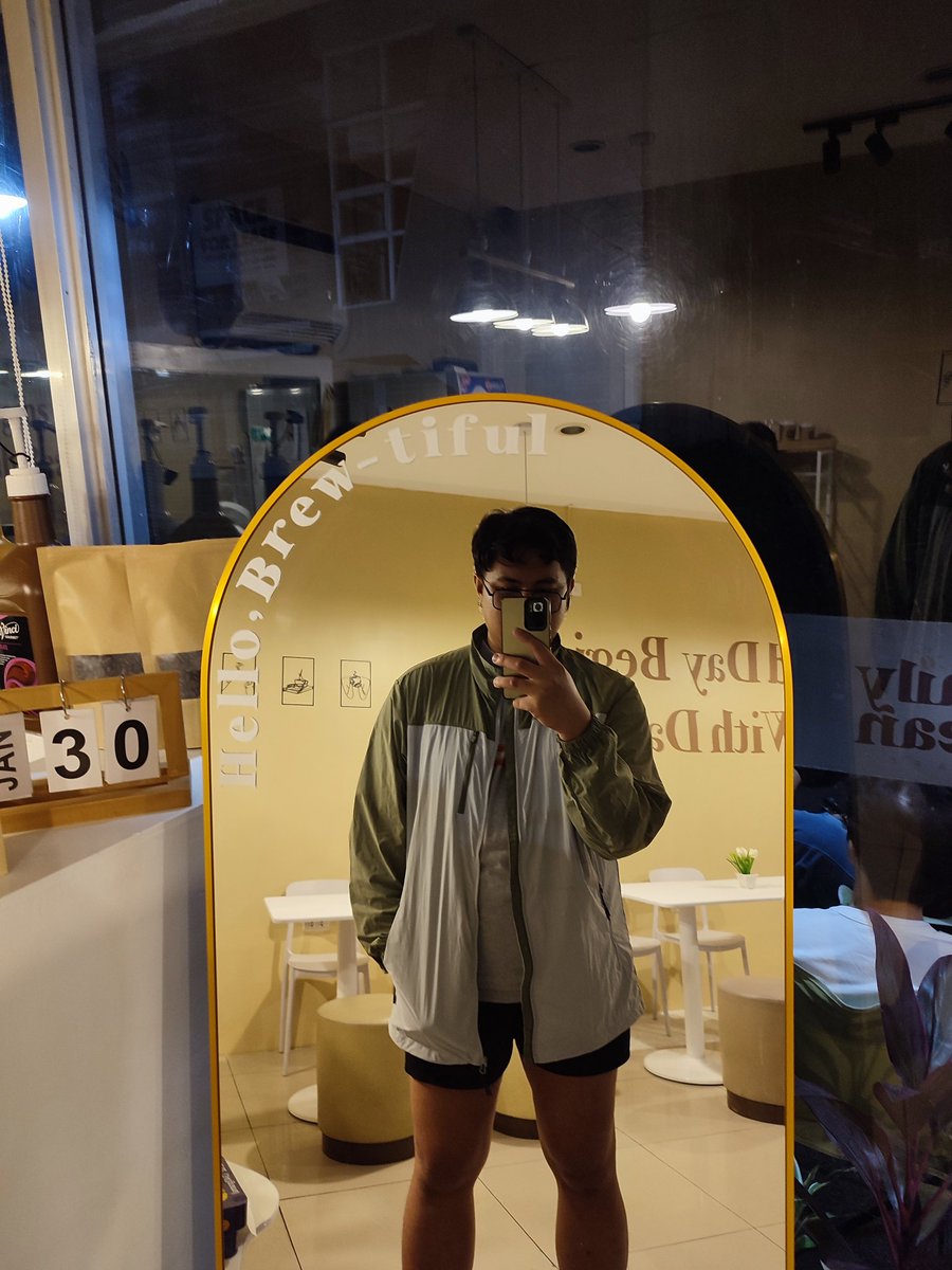 Clyde Moonstar ✨ tweet media