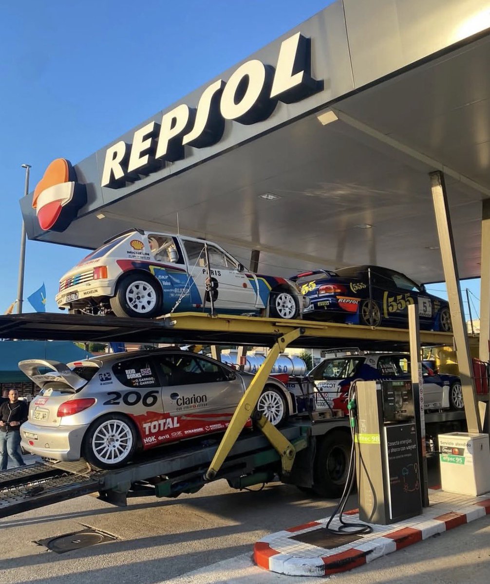 VINTAGE (@carsighting) on Twitter photo 