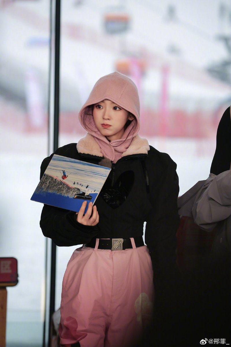 fangirlinph's tweet photo. More snaps of #XingFei from #WinterRush https://t.co/yXxoJ3N7Pq