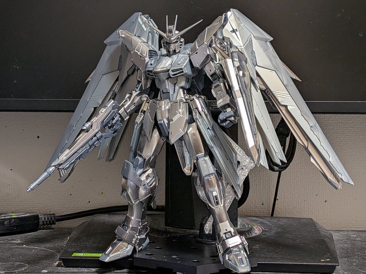 MGフリーダムガンダムシルバーコーティング組み立て完了です