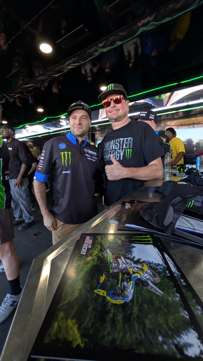 Kurt Busch tweet media