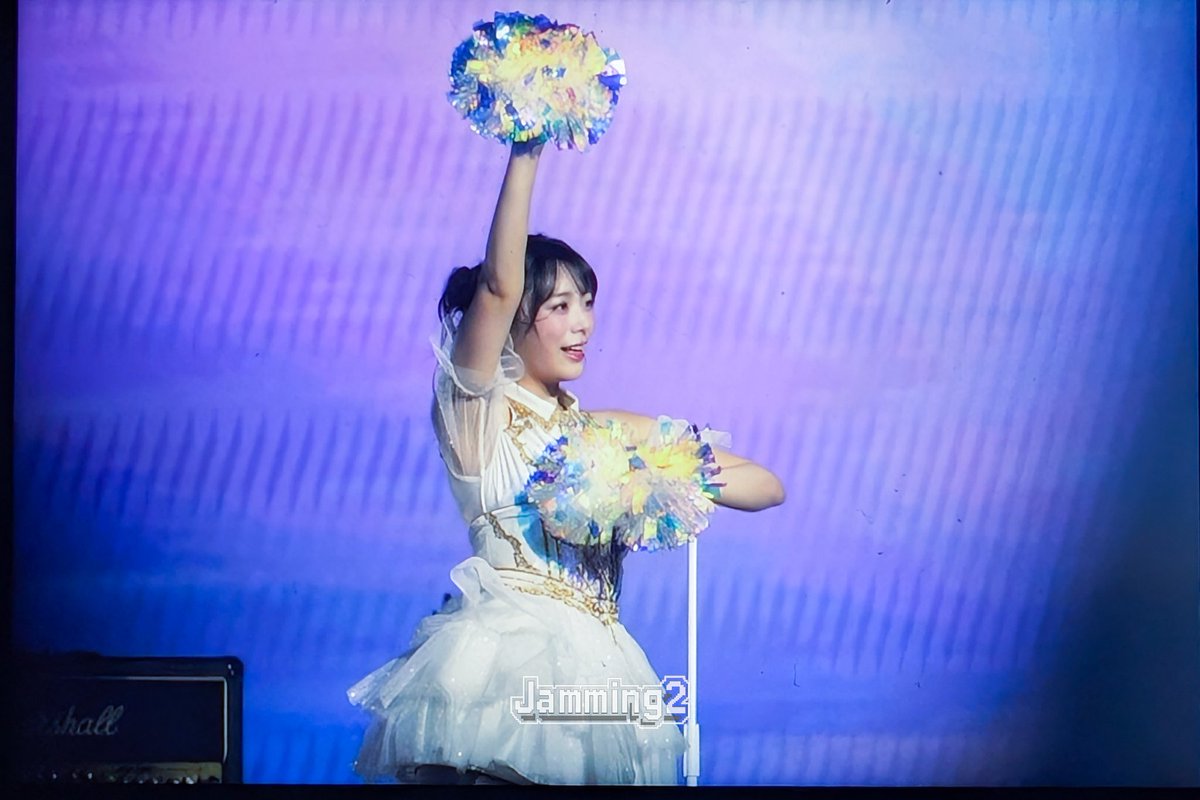 QWER_Jamming2's tweet photo. 260208 QWER ROCKATION in Hong Kong Preview 
#QWER #큐더블유이알
#Siyeon #시연
@siyo_min https://t.co/DWF1fSCHR5