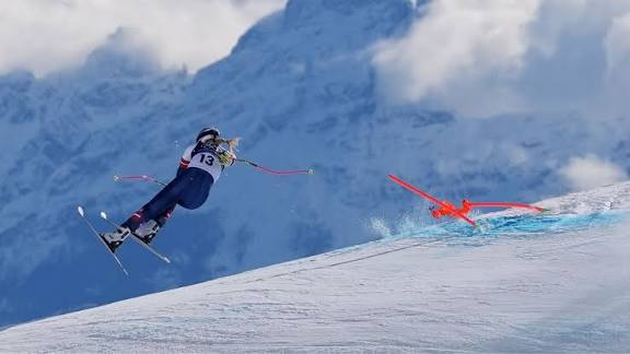Randomg43464624's tweet photo. SHOCKING FOOTAGE: Lindsey Vonn WIPES OUT in brutal Olympic downhill crash – airlifted by helicopter! Was the course rigged or just bad luck? Legend down but not out?  #LindseyVonnCrash #Olympics2026 #WinterOlympicsDrama #SkiingFail #ViralSports #WhatHappened https://t.co/tYmkbqSnIi