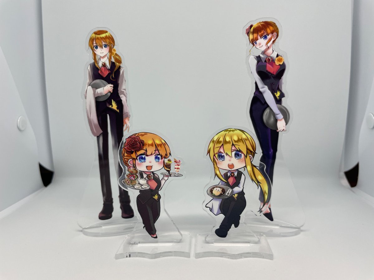 そういえば等身のアクスタも届いた！やっぱめっちゃ発色良くて嬉しい