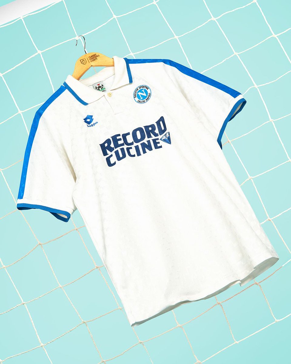 Classic Football Shirts tweet media