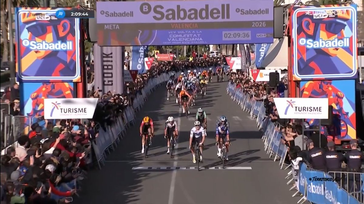 Kubix_____'s tweet photo. 🇪🇸 Volta Comunitat Valenciana - Stage 5
1️⃣ Raul Garcia Pierna 🇪🇸 (Movistar)
🟡 Remco Evenepoel 🇧🇪 (RedBull - Bora)
#VCV2026 #VCV #VCV26 #VueltaComunitatValenciana #cycling #kolarstwo https://t.co/ikvHdXS4v3