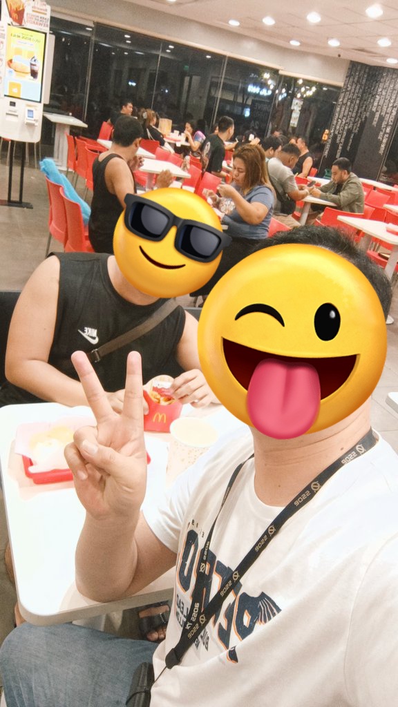 CDOhopper's tweet image. Nangaon sa mi sa akong amigo nga si @localgayboy23rd .. na relax at napagod at the same time ganiha sa steam room. Thank you sa CM @alter_ENGRCDO messy kaayo ang chocolate 🫣😂 Til next sunday mancavers!

#AlterCDO
#INFINITYSPA 
#infinityspacdo 
#Mancavers